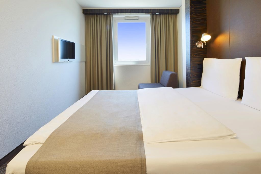 B&B Hotel Koeln-West المظهر الخارجي الصورة